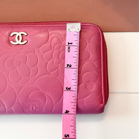 Pink Chanel Camellia Flower Zippy Wallet - Picture 16 of 16
